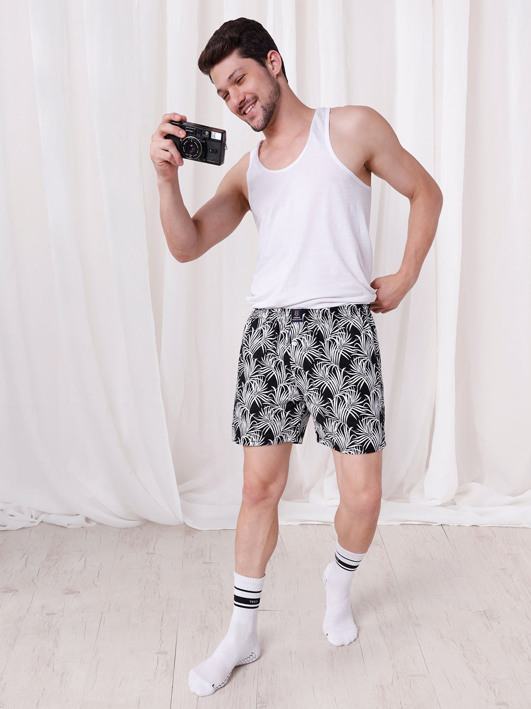 Men's Multicolor, 100% Cotton, printed, Regular Fit,  Inner Elastic, Mid-Rise, Boxers- Pack of 3