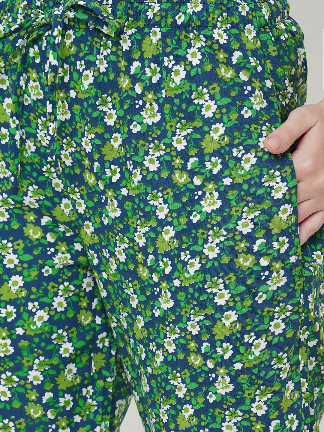 Women's Floral Print, Green, Viscose, Regular Fit, Elasticated, Waistband, Pyjama  With Side Pockets