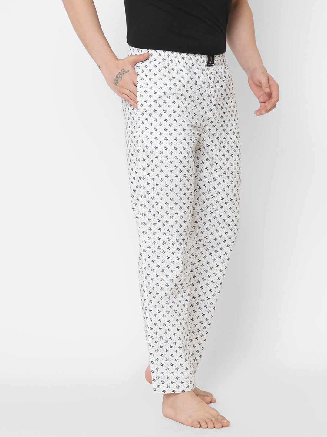 Women's Printed, White, Cotton, Regular Fit, Elasticated, Waistband, Pyjama  With Side Pockets