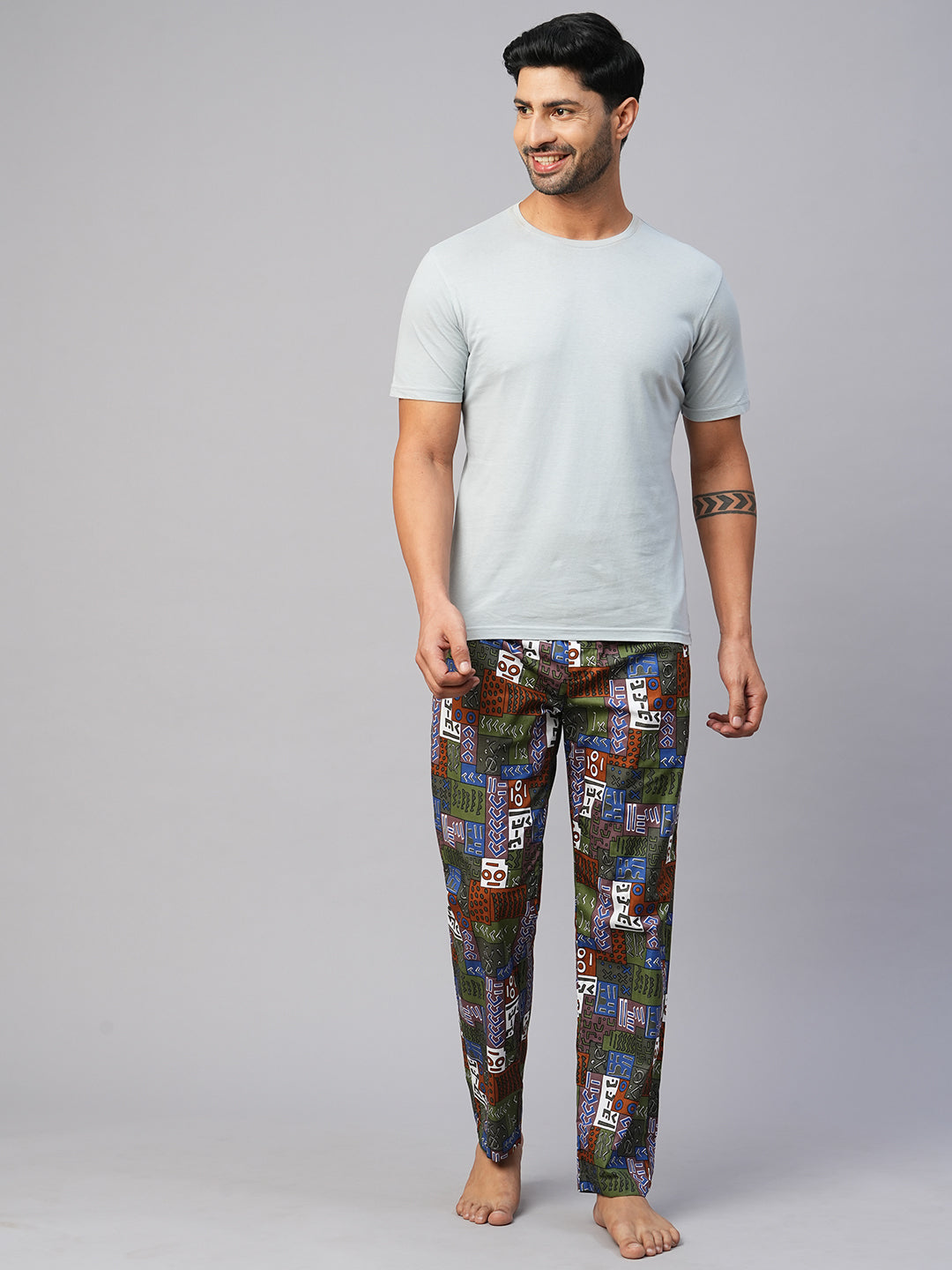 Men's Printed, Multicolor, Cotton, Regular Fit, Elasticated, Waistband, Pyjama  With Side Pockets